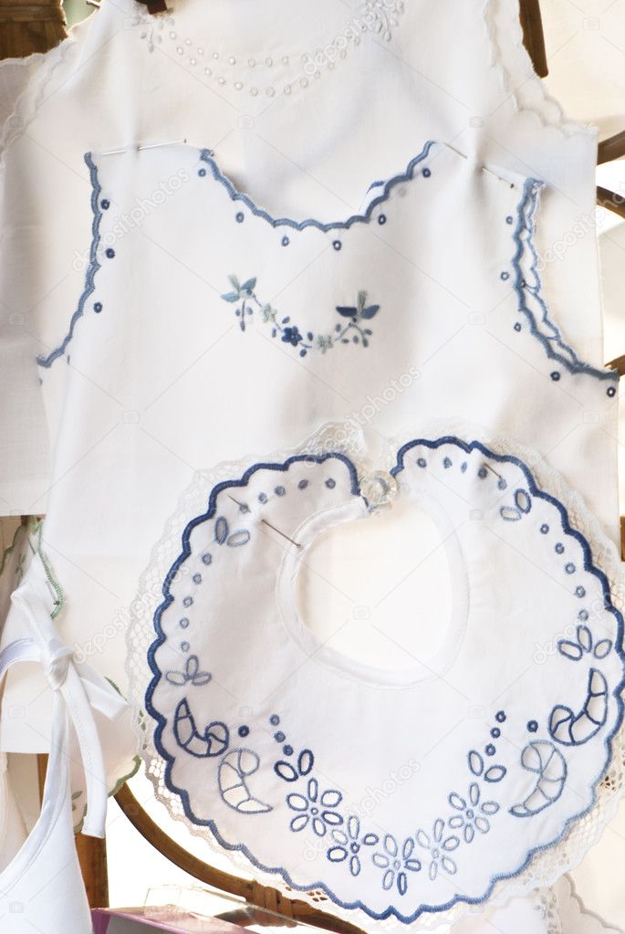 Baby bibs embroidered,