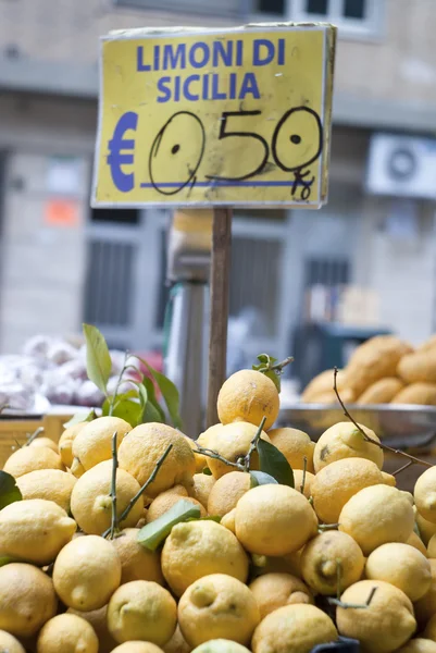 Limones de sicily en venta —  Fotos de Stock