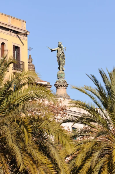 Estatua Virgen María "La Mercé". Barcelona, España . —  Fotos de Stock