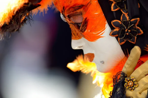 Venedik Karnavalı renkli sanatsal maskeler — Stok fotoğraf