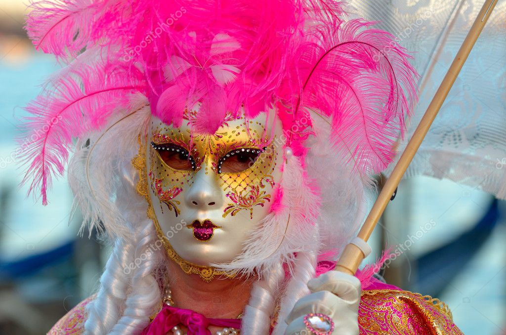 Colorida máscara de carnaval veneciano