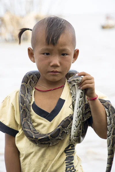 Snake boy — Stock fotografie