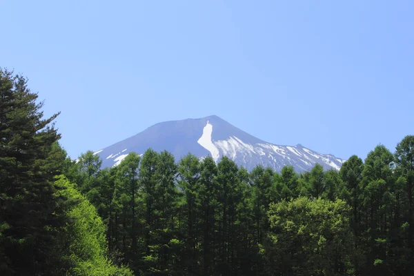 Mt.Iwate en blauwe hemel — Stockfoto