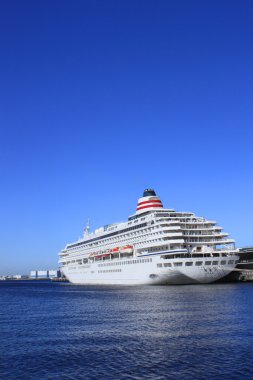 cruise gemi yokohama osanbashi iskelede