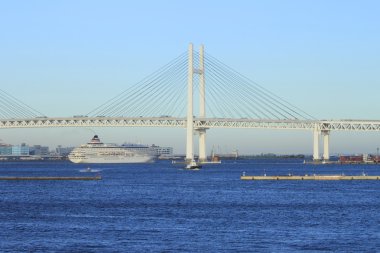 Cruise Gemi ve yokohama baybridge