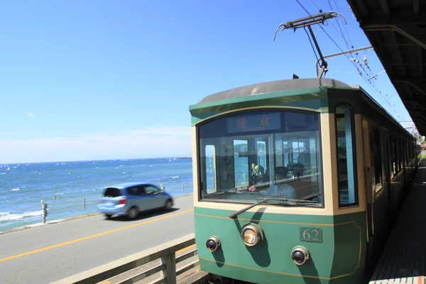 Enoshima Elektrikli tren ve gökyüzü