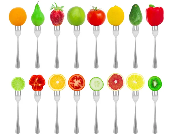 Groenten en fruit op vorken — Stockfoto