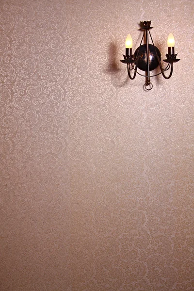 Stylowa lampa na tapetę — Zdjęcie stockowe