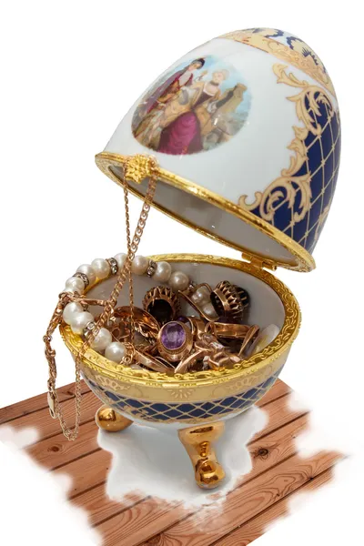 Jajko Biżuteria złota ozdoby — Zdjęcie stockowe