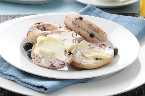 Blueberry mini bagels — Stock Photo, Image