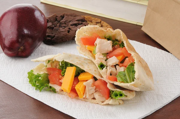 Здоровый школьный обед — стоковое фото
