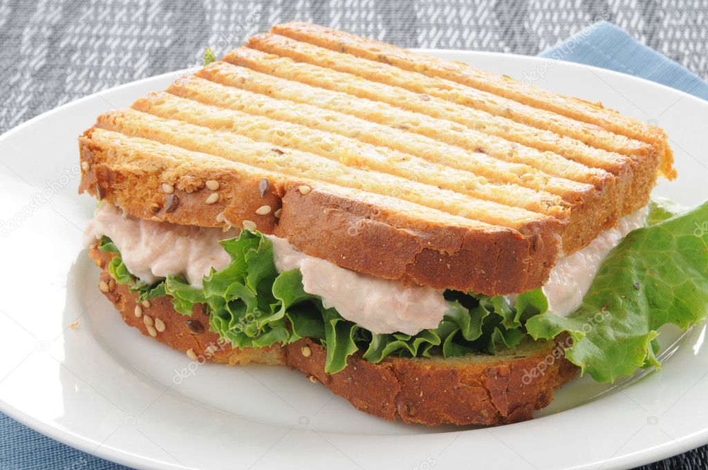 Grilled tuna sandwich