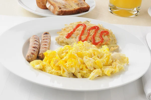 Salchichas y huevo desayuno — Foto de Stock