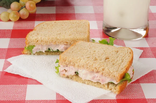Ham salad sandwich and milk — Stock Photo, Image
