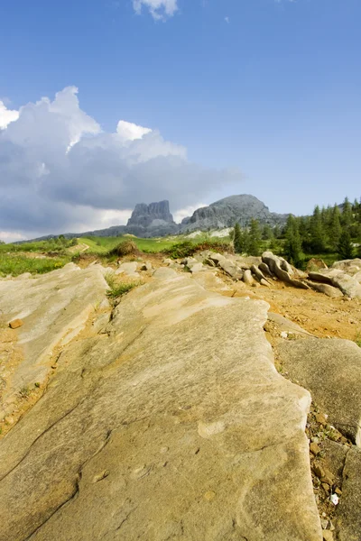 多洛米蒂山的布伦塔 — 图库照片