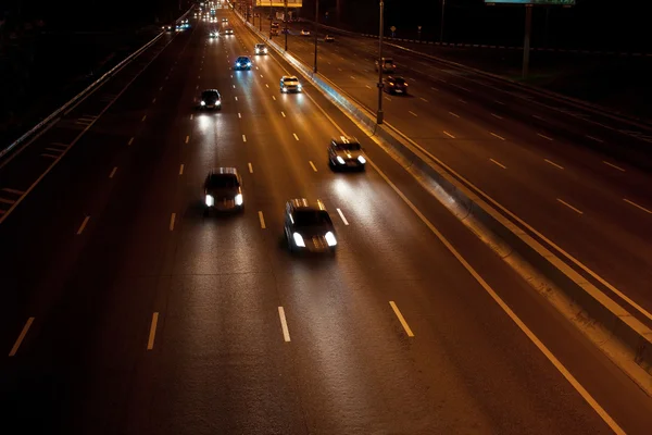 Ночная автомагистраль — стоковое фото