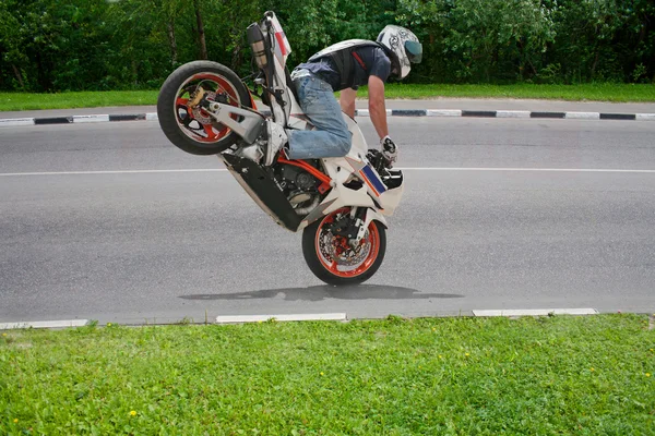 Трюк мотоцикл — стокове фото