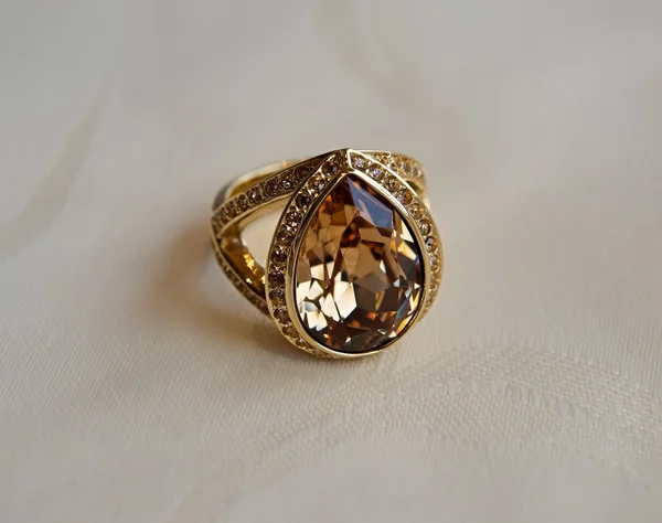 황금 반지 — 스톡 사진