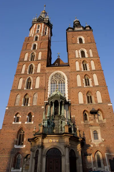 Marienkirche, berühmtes Wahrzeichen in Krakau — Stockfoto