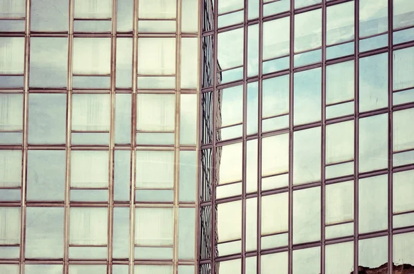Прозрачные окна — стоковое фото