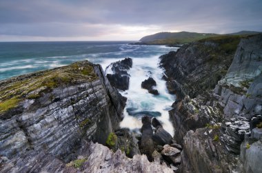 Cliffs over ocean clipart