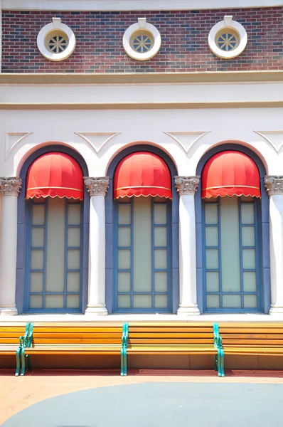 These windows are in Moroccan style — Stock Photo, Image