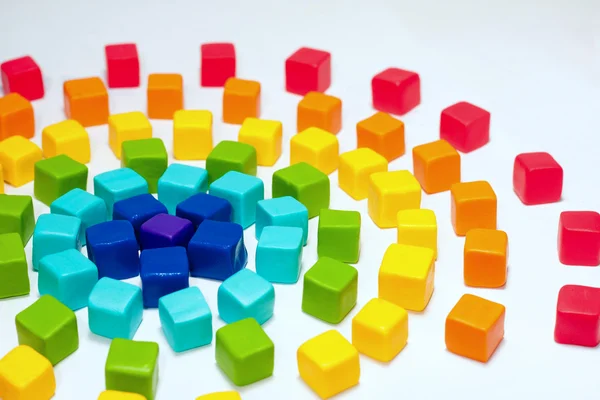 Красочные кубики — стоковое фото