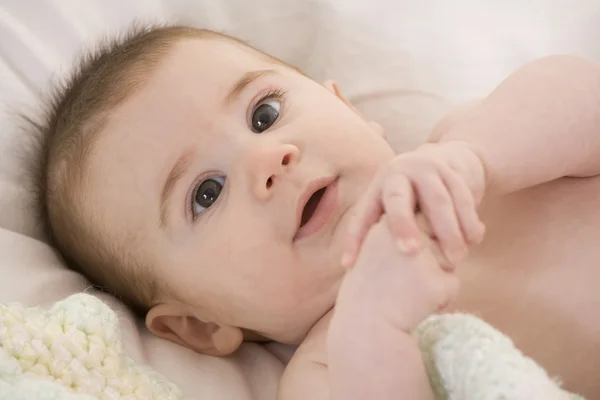 Bebé caucasiano — Fotografia de Stock