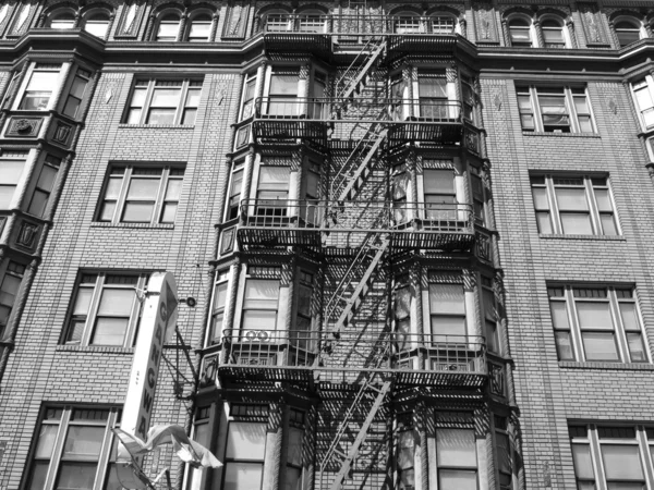 Старое здание Нью-Йорка — стоковое фото