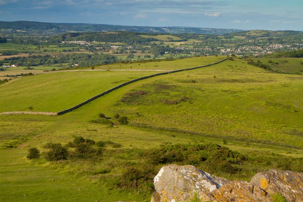 Uitzicht vanaf crook piek in het Engelse graafschap Somerset met — Stockfoto