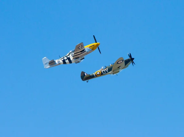 Samoloty Spitfire i mustang — Zdjęcie stockowe