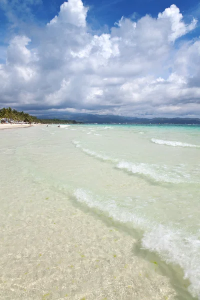 Boracay 'daki White Beach. — Stok fotoğraf
