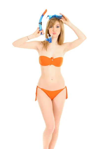 Junge Frau im orangefarbenen Bikini bereit zum Tauchen — Stockfoto
