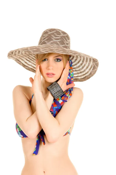 Mulher de biquíni com chapéu — Fotografia de Stock