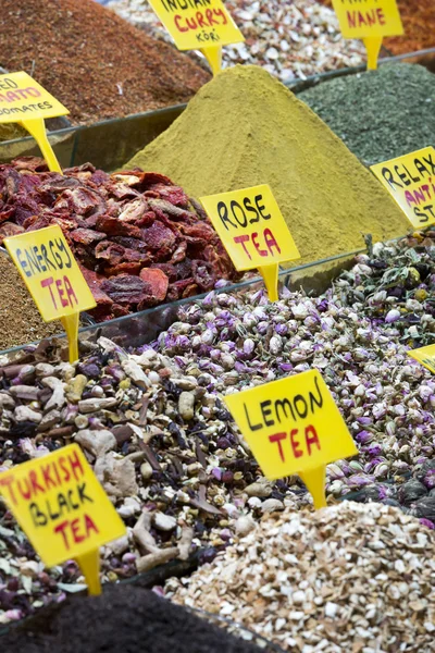De spice bazaar, istanbul, Turkije — Stockfoto