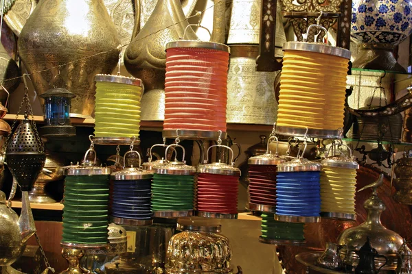 Lanterne agățate — Fotografie, imagine de stoc