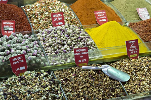 De spice bazaar, istanbul, Turkije — Stockfoto