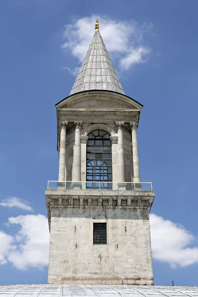 A Torre de Justiça, Palácio Topkapi, Istambul, Turquia — Fotografia de Stock