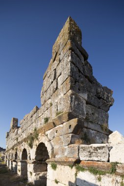 stadyum, aizanoi kalıntıları