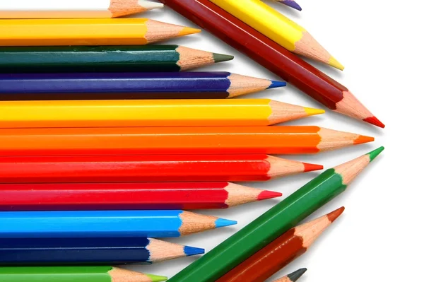Цветные карандаши на белом фоне . — стоковое фото