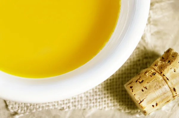 Bowl of olive oil — Stock Photo, Image