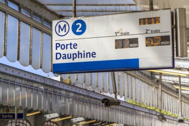 Paris metro metro istasyonu