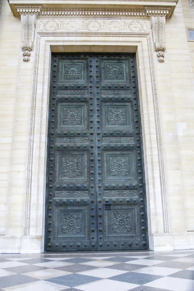Ιστορική είσοδο portal του Παρισιού Πάνθεον κτίριο, Γαλλία — Φωτογραφία Αρχείου