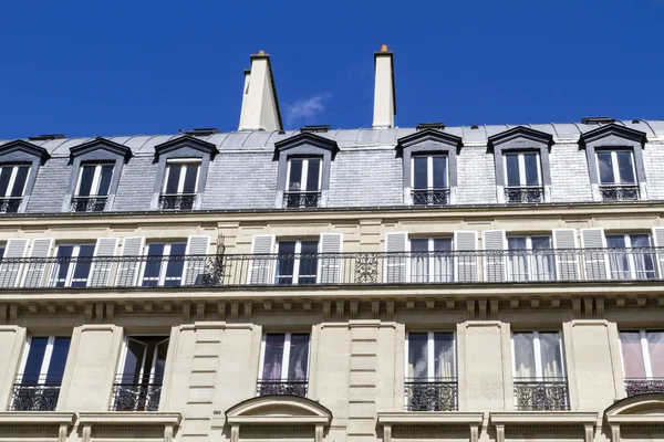 Typische Parijse architectuur, Frankrijk — Stockfoto