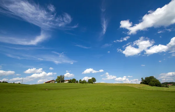 Paesaggio panoramico in Baviera, Germania, in primavera — Foto Stock