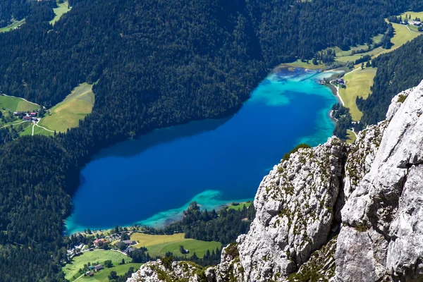 Lago "Hintersteiner See" na Áustria — Fotografia de Stock