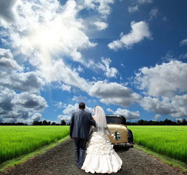 The bride and groom — Stock Photo, Image