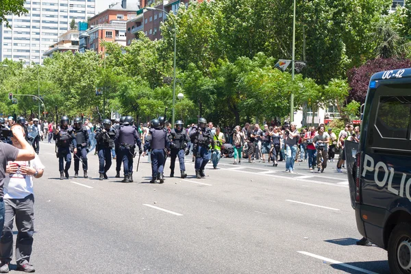 Policías antidisturbios —  Fotos de Stock