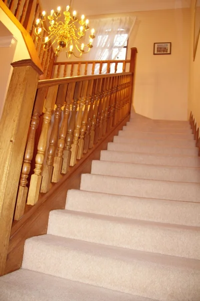 Lépcsőn a második emeletre — Stock Fotó