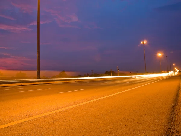 Світло на дорозі — стокове фото